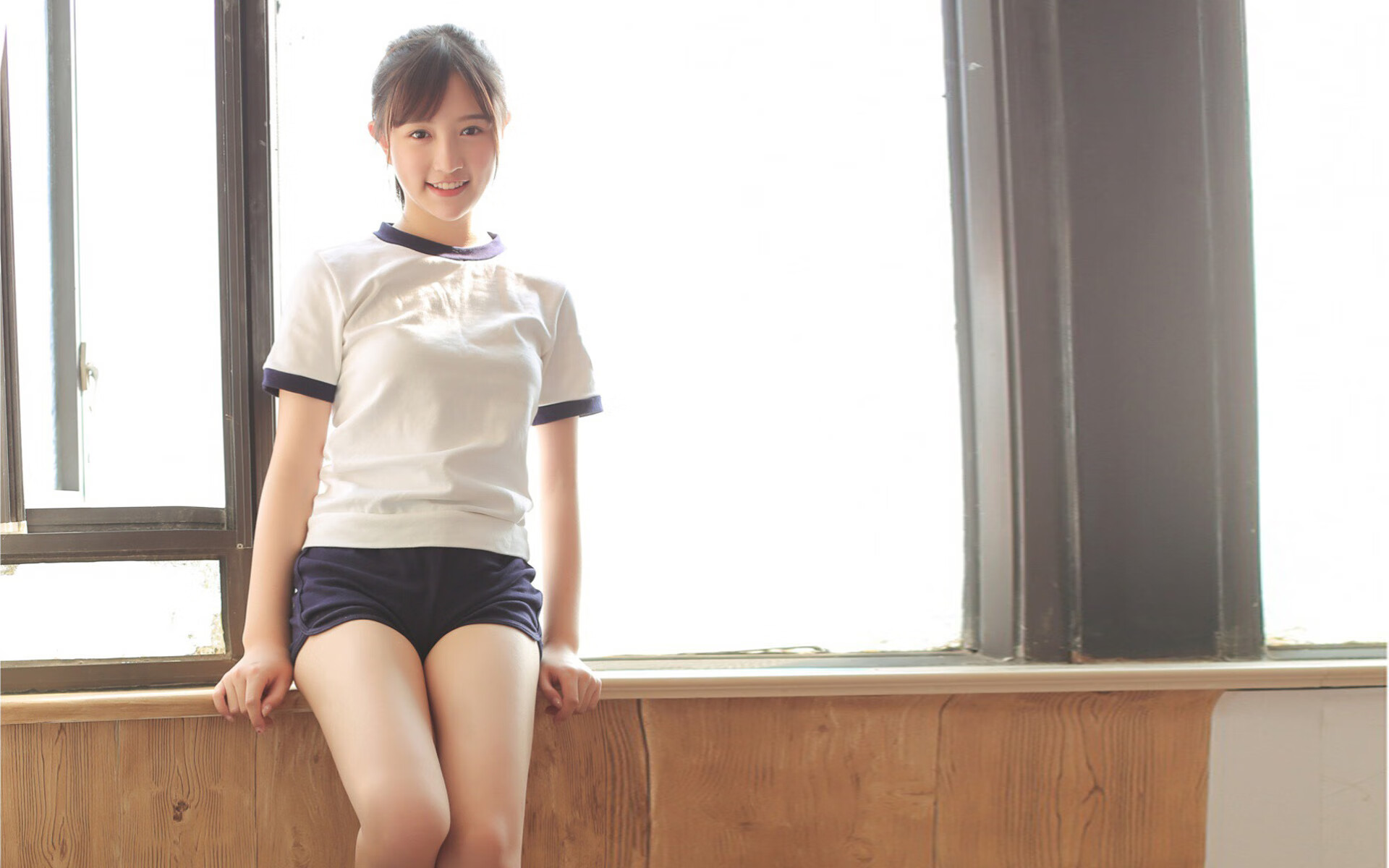 爵士宣布与年轻后卫续约展望未来，爵士以前阵容